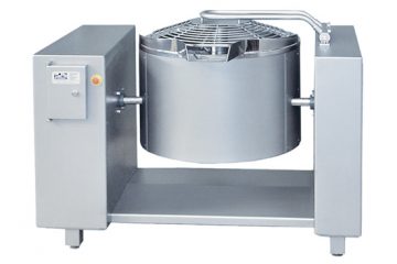 Deep fryer for pre-cooked dishes